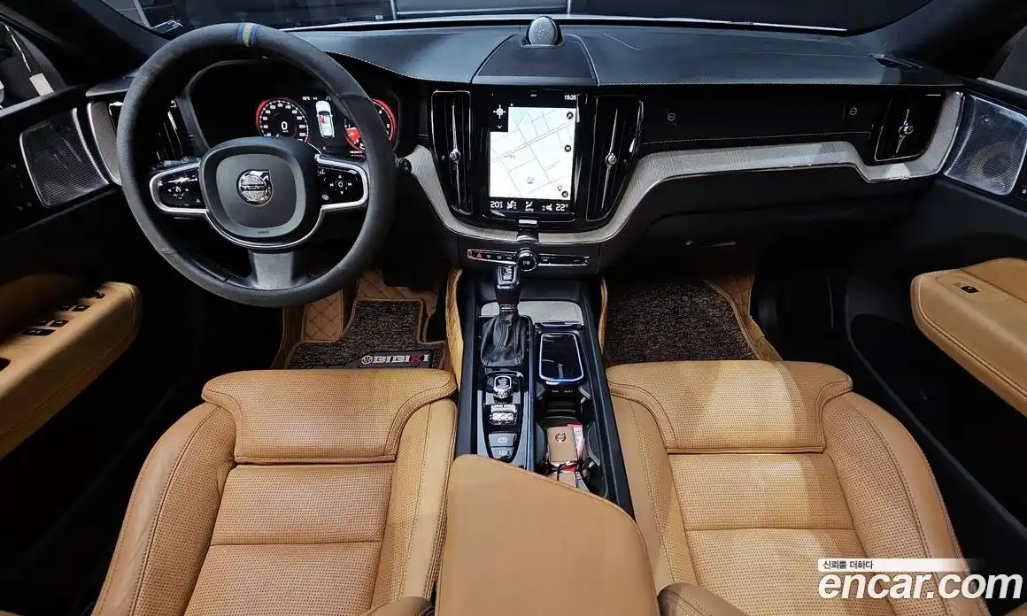 Volvo XC60 2017 2.0 гидро в Москве № 1691570, фото 7