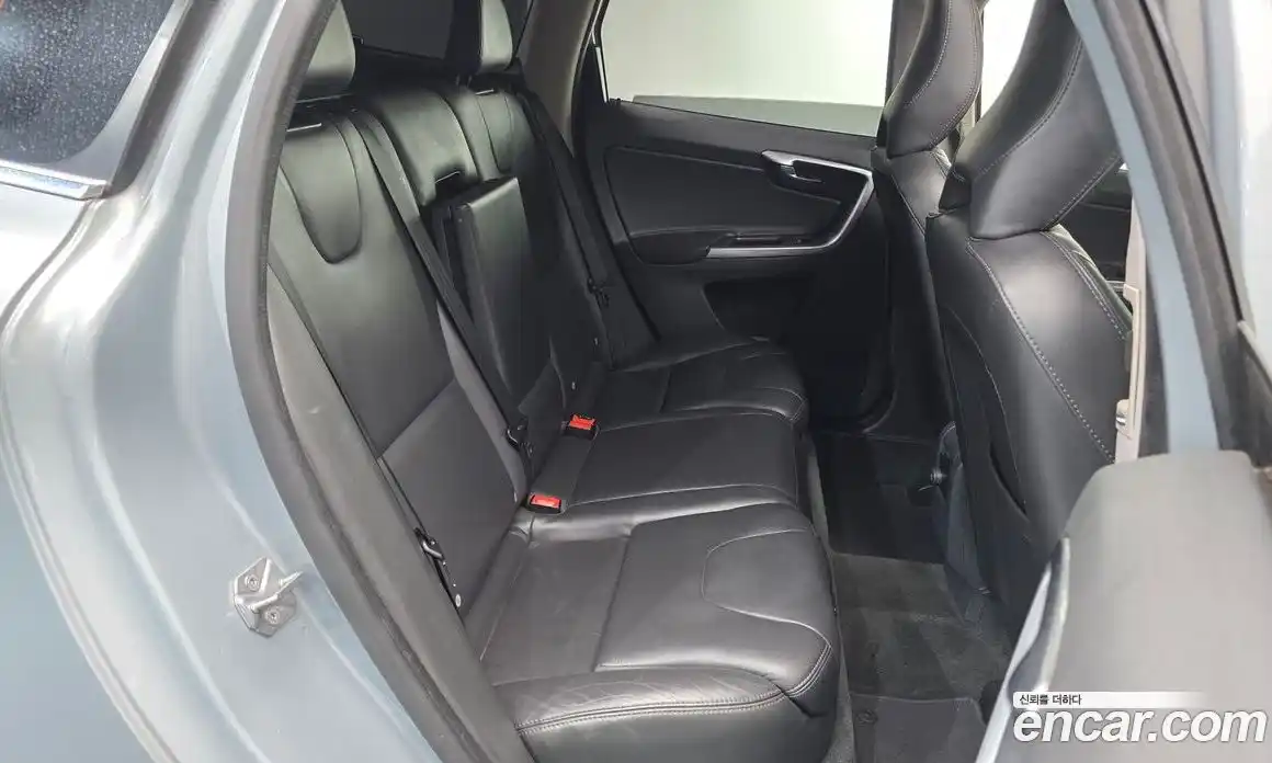 Volvo XC60 2017 2.0 гидро в Москве № 1691585, фото 11