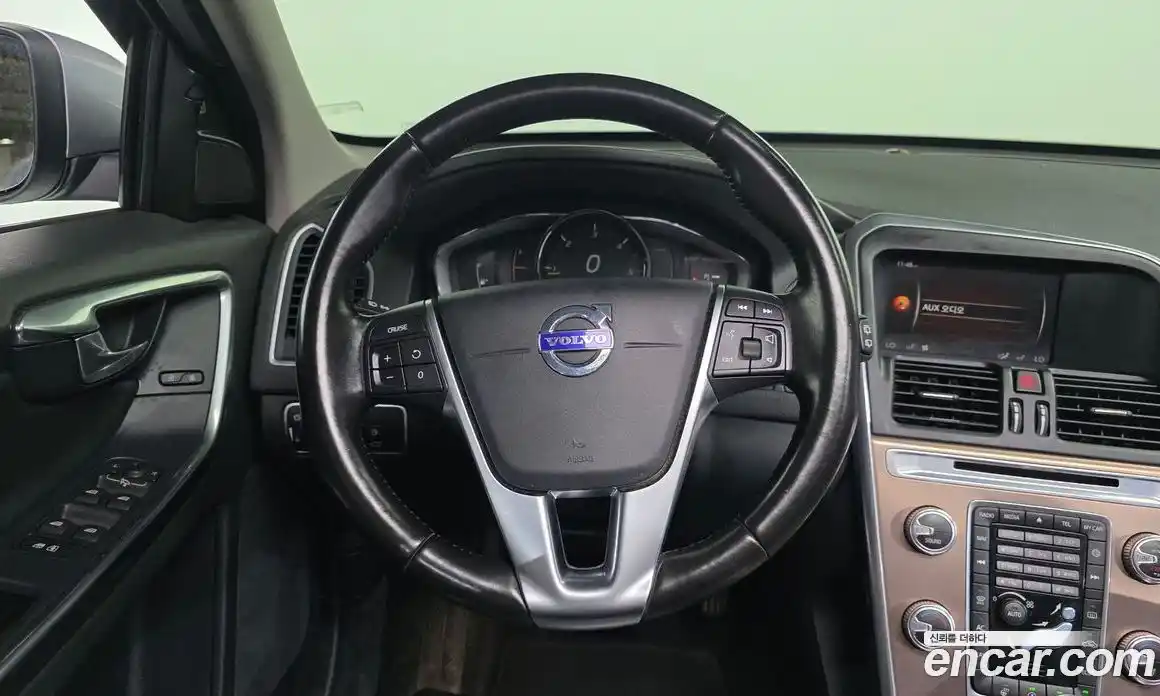Volvo XC60 2017 2.0 гидро в Москве № 1691585, фото 12
