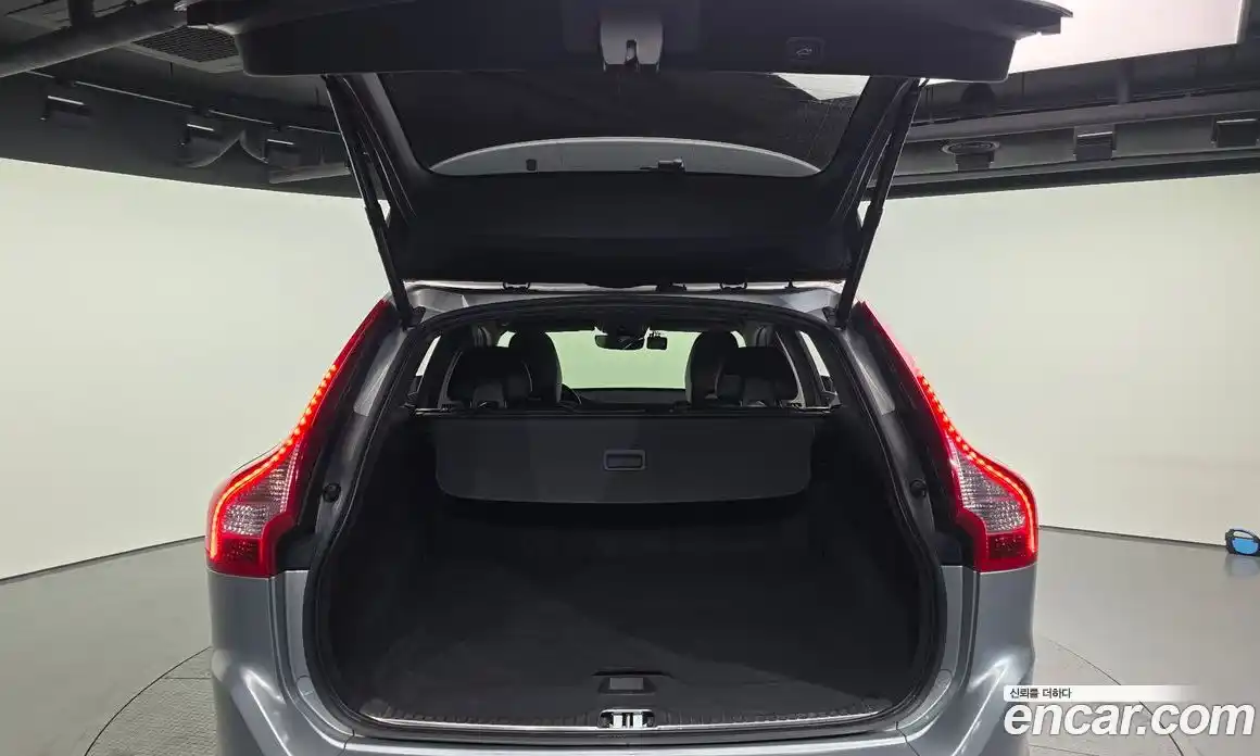 Volvo XC60 2017 2.0 гидро в Москве № 1691585, фото 20