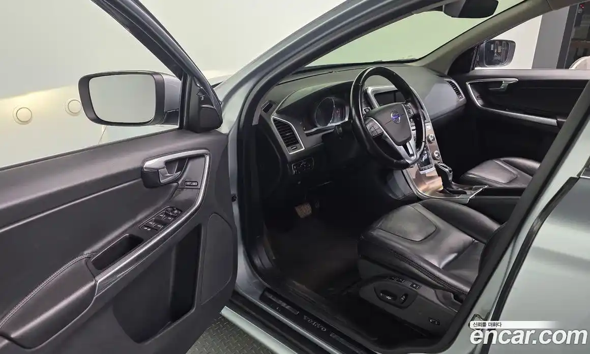 Volvo XC60 2017 2.0 гидро в Москве № 1691585, фото 10