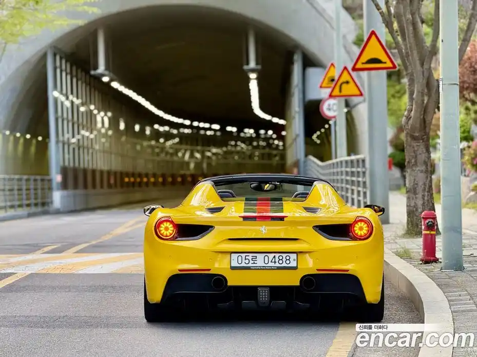 Ferrari 488 2016 3.9 гидро в Москве, фото 5