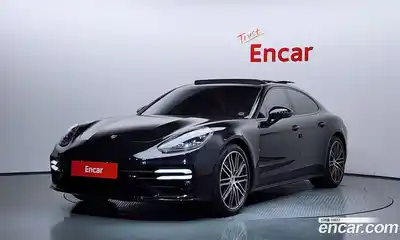 Porsche Panamera, 2018