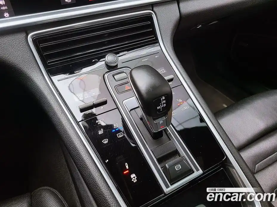 Porsche Panamera 2018 3.0 гидро в Москве № 1691843, фото 13