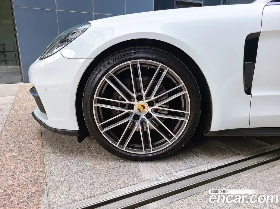 Porsche Panamera 2018 3.0 гидро в Москве № 1691843, фото 20