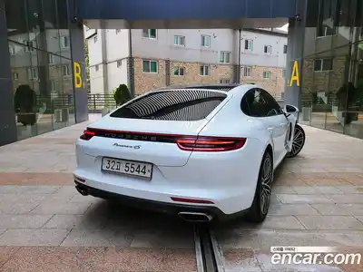Porsche Panamera 2018 3.0 гидро в Москве № 1691843, миниатюра 3