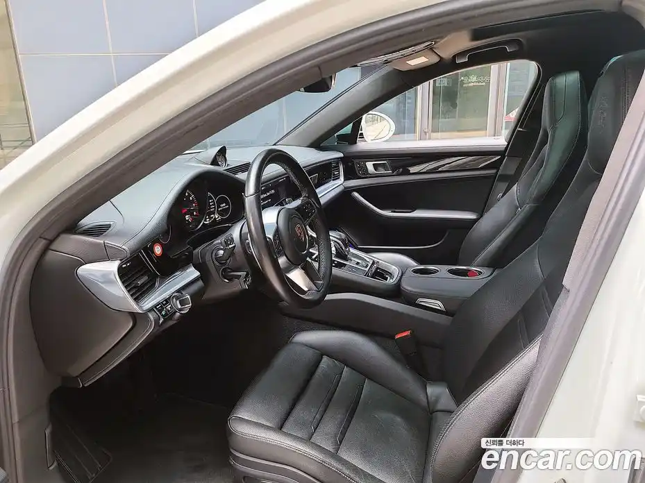 Porsche Panamera 2018 3.0 гидро в Москве № 1691843, фото 4
