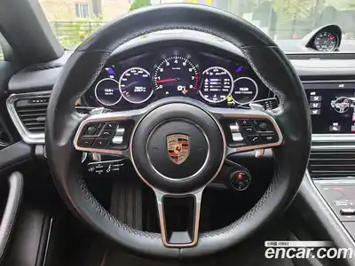 Porsche Panamera 2018 3.0 гидро в Москве № 1691843, миниатюра 7