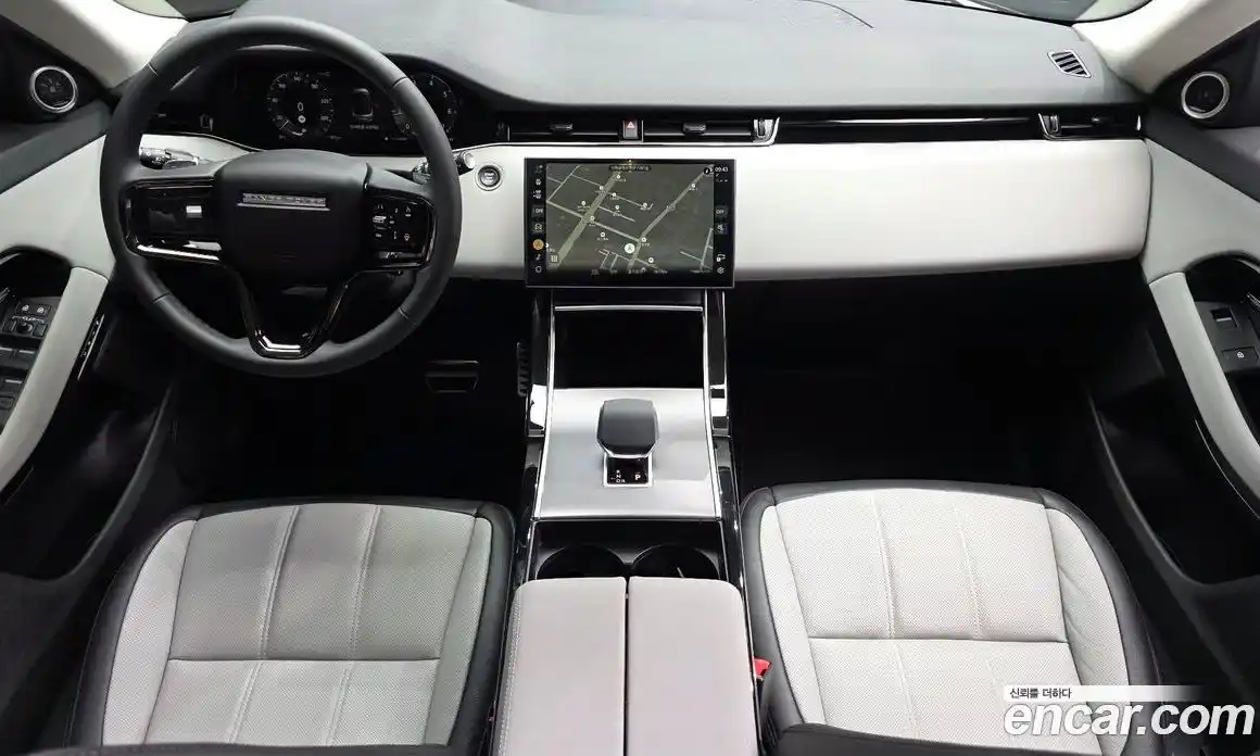 Land Rover Range-Rover Evoque 2025 2.0 гидро в Москве № 1691868, фото 7