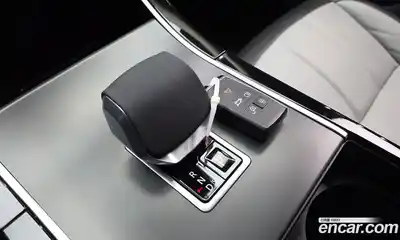 Land Rover Range-Rover Evoque 2025 2.0 гидро в Москве № 1691868, миниатюра 9