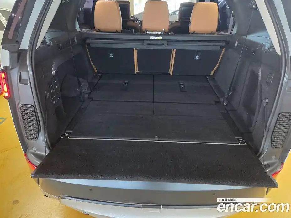 Land Rover Discovery 2017 3.0 гидро в Москве № 1692078, фото 11