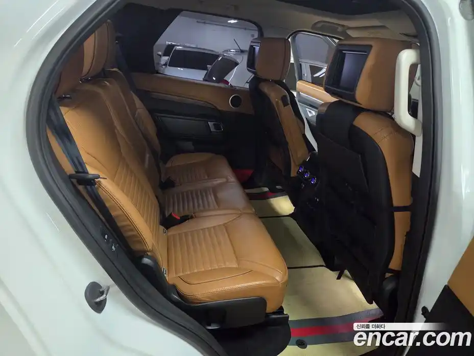 Land Rover Discovery 2017 3.0 гидро в Москве № 1692078, фото 9
