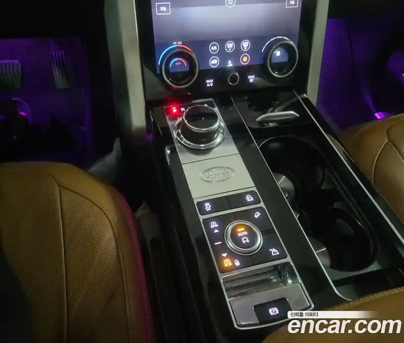 Land Rover Range-Rover 2018 4.4 гидро в Москве № 1692116, фото 11