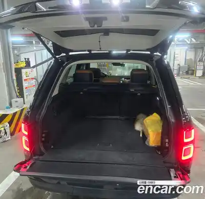 Land Rover Range-Rover 2018 4.4 гидро в Москве № 1692116, миниатюра 2