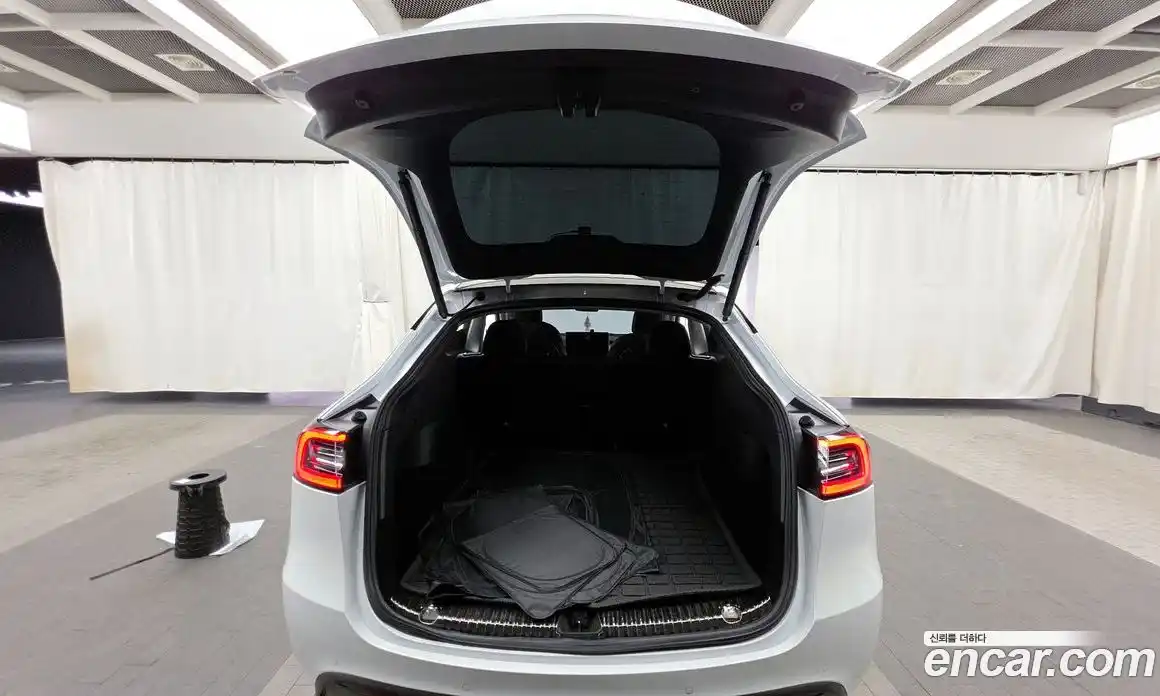 Tesla Model Y 2022 0.2 гидро в Москве № 1692709, фото 20