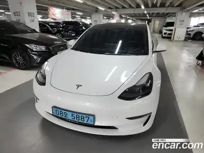 Tesla Model 3 RWD