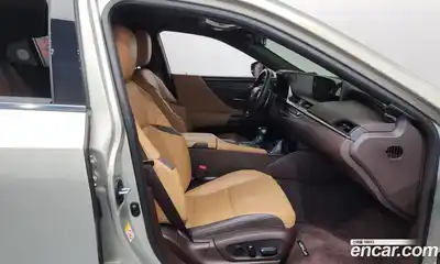 Lexus ES 2019 2.5 гидро в Москве № 1692904, миниатюра 11