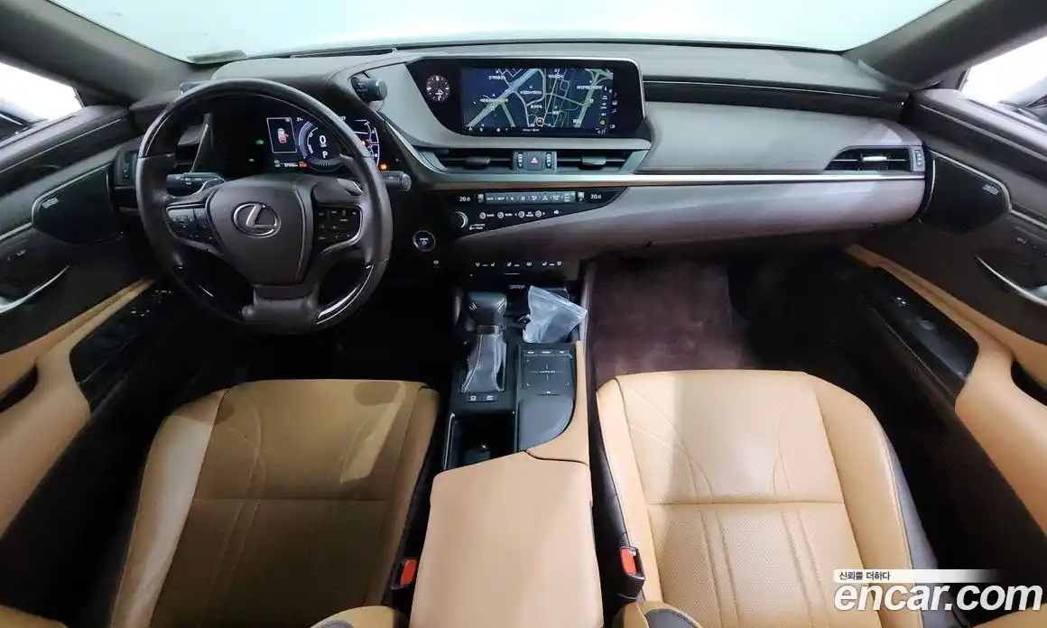 Lexus ES 2019 2.5 гидро в Москве № 1692904, фото 7