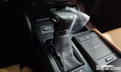 Lexus ES 2019 2.5 гидро в Москве № 1692904, миниатюра 9