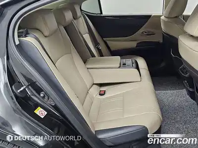 Lexus ES 2019 2.5 гидро в Москве № 1693041, миниатюра 12