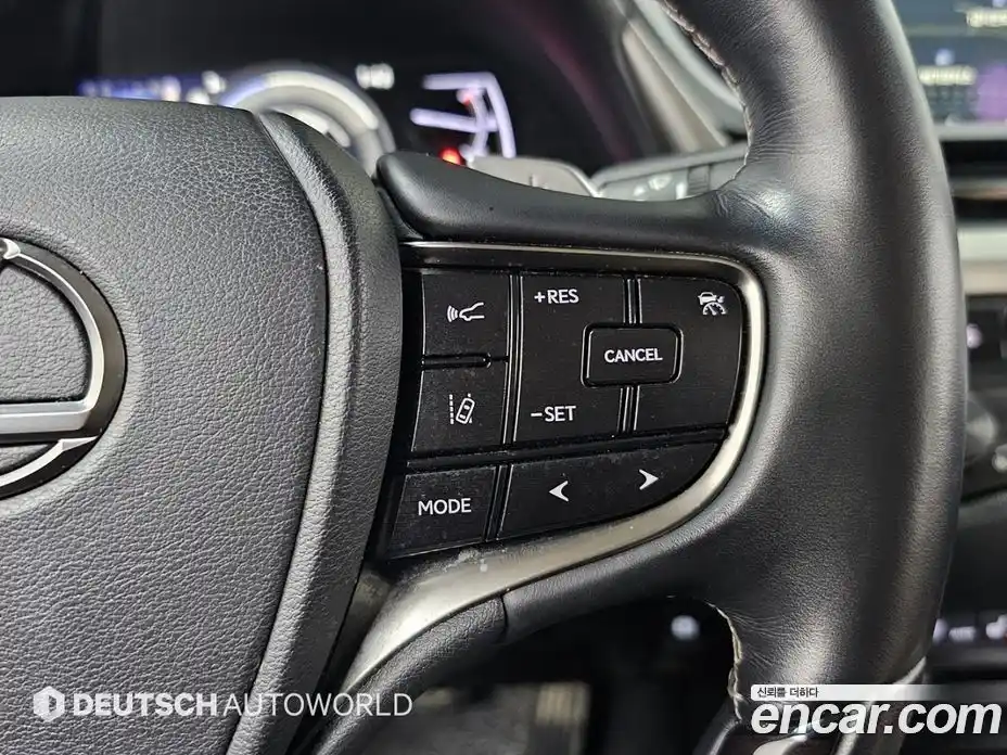 Lexus ES 2019 2.5 гидро в Москве № 1693041, фото 17