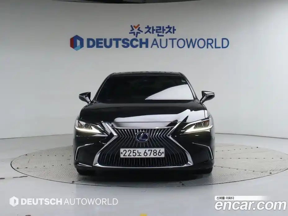 Lexus ES 2019 2.5 гидро в Москве № 1693041, фото 3