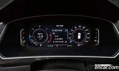 Volkswagen Tiguan 2023 2.0 гидро в Москве № 1693105, миниатюра 8