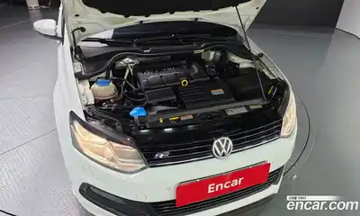 Volkswagen Polo 2015 1.4 гидро в Москве № 1693457, миниатюра 6