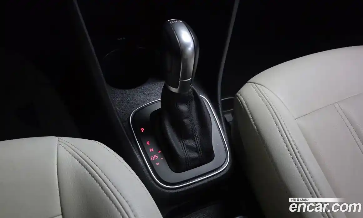 Volkswagen Polo 2015 1.4 гидро в Москве № 1693457, фото 9