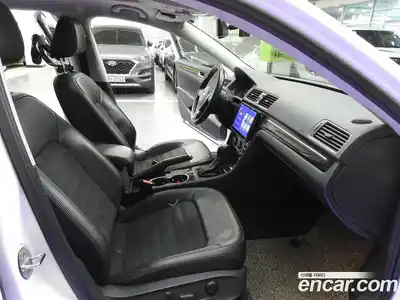 Volkswagen Passat 2015 2.0 гидро в Москве № 1693616, миниатюра 10