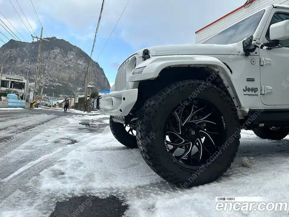 Jeep Wrangler 2022 2.0 гидро в Москве № 1693714, фото 6