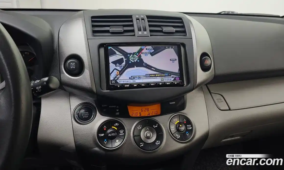 Toyota RAV4 2012 2.5 гидро в Москве № 1695905, фото 14