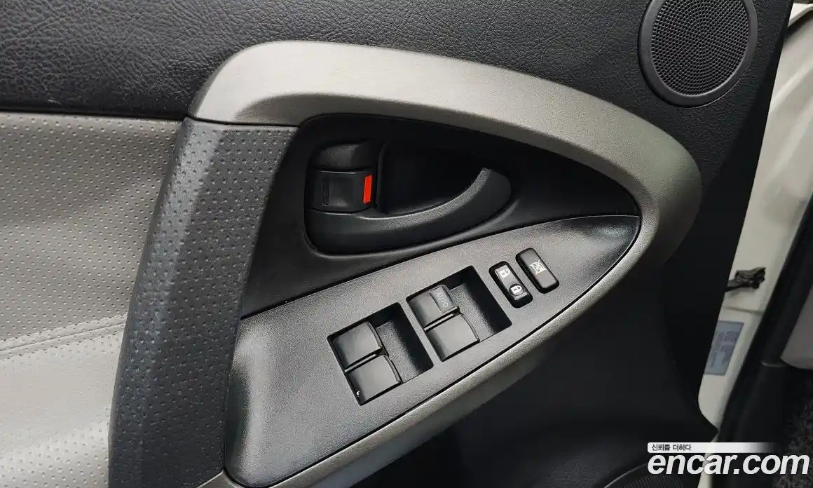 Toyota RAV4 2012 2.5 гидро в Москве № 1695905, фото 16