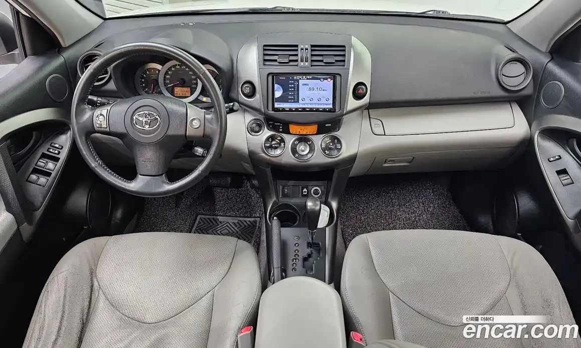 Toyota RAV4 2012 2.5 гидро в Москве № 1695905, фото 7