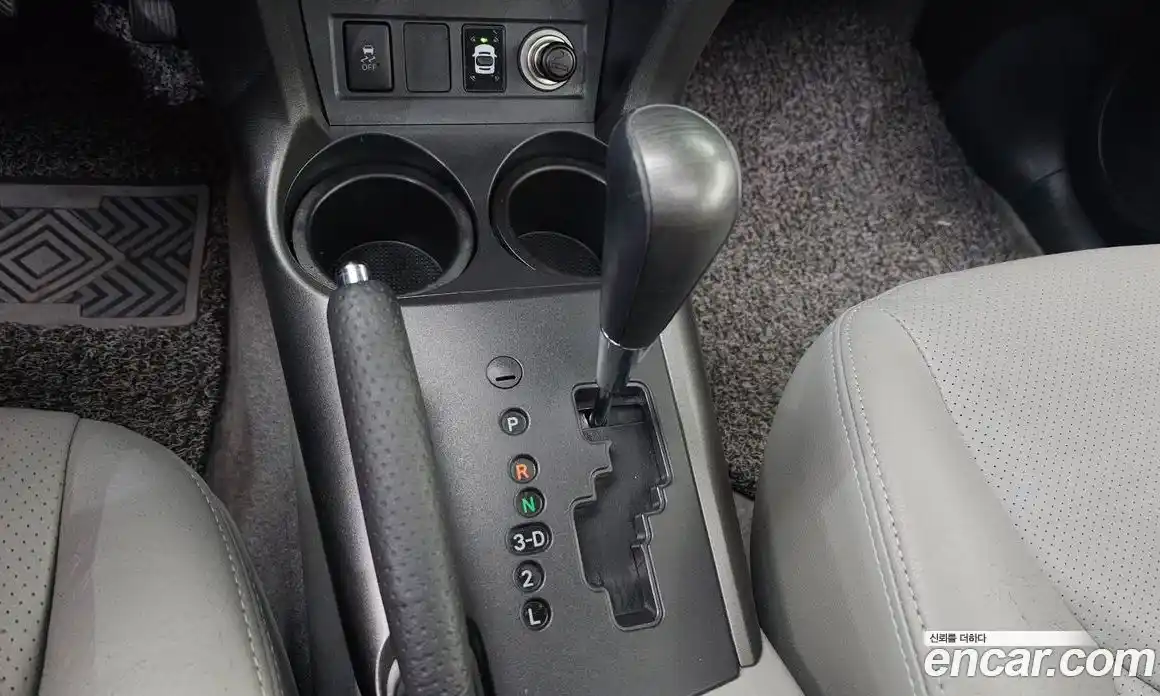 Toyota RAV4 2012 2.5 гидро в Москве № 1695905, фото 9