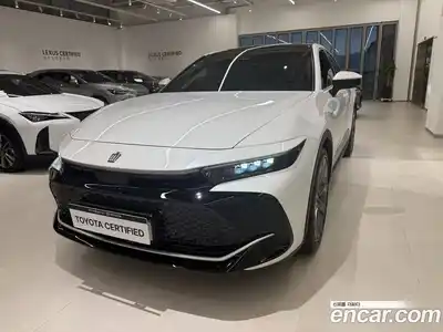 Toyota Crown 2.5 4WD Hybrid