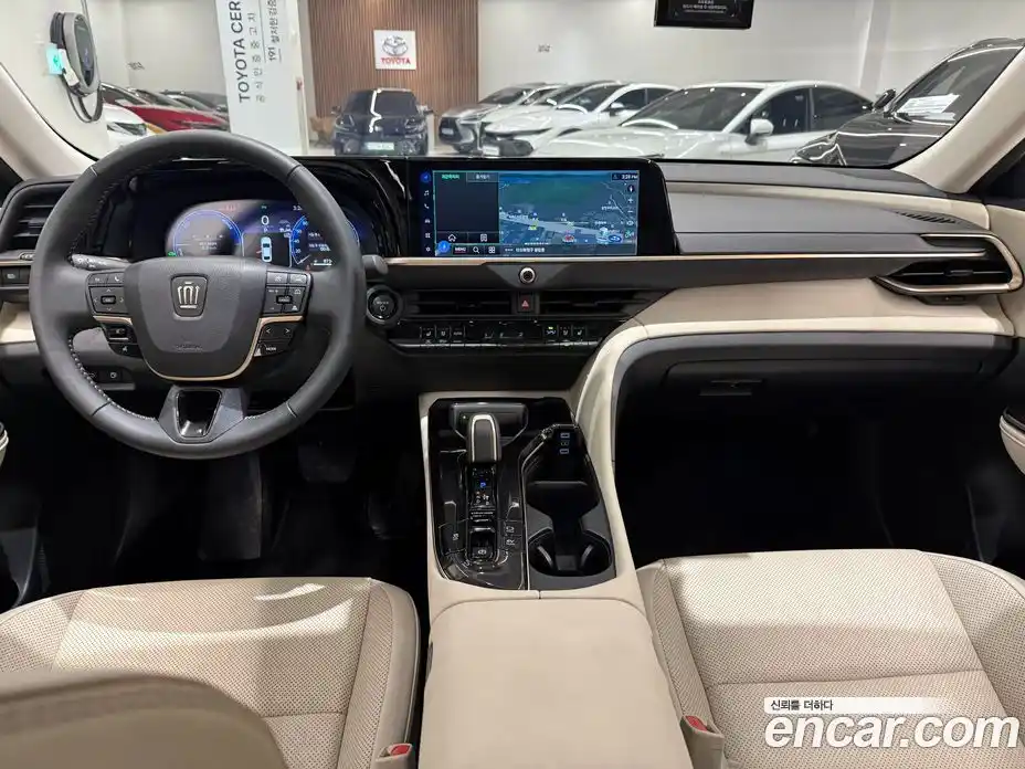 Toyota Crown 2024 2.5 вариатор в Москве № 1695914, фото 7