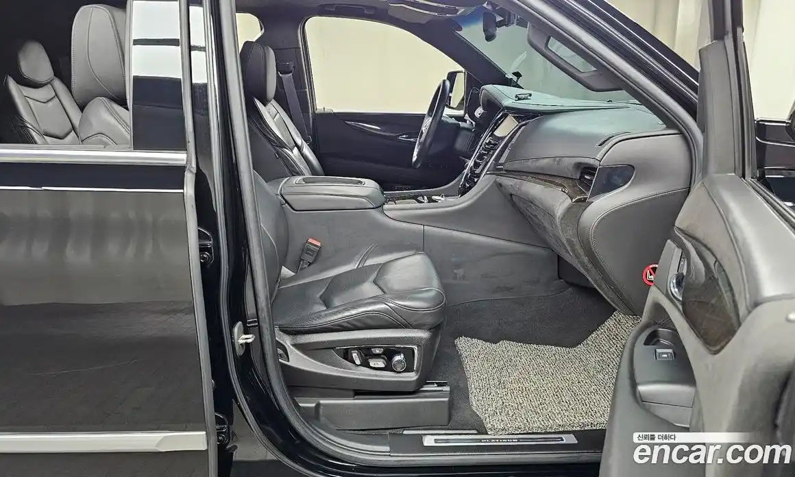 Cadillac Escalade 2016 6.2 гидро в Москве № 1696825, фото 11