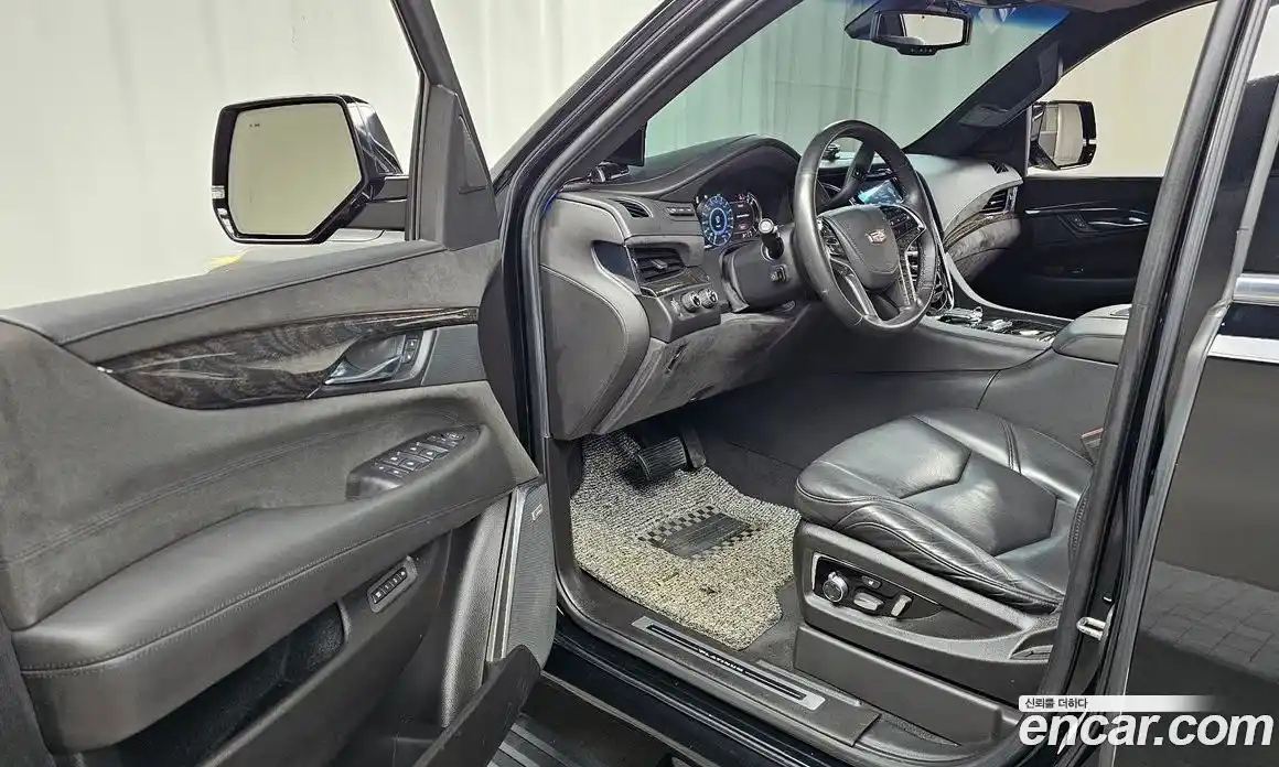 Cadillac Escalade 2016 6.2 гидро в Москве № 1696825, фото 10