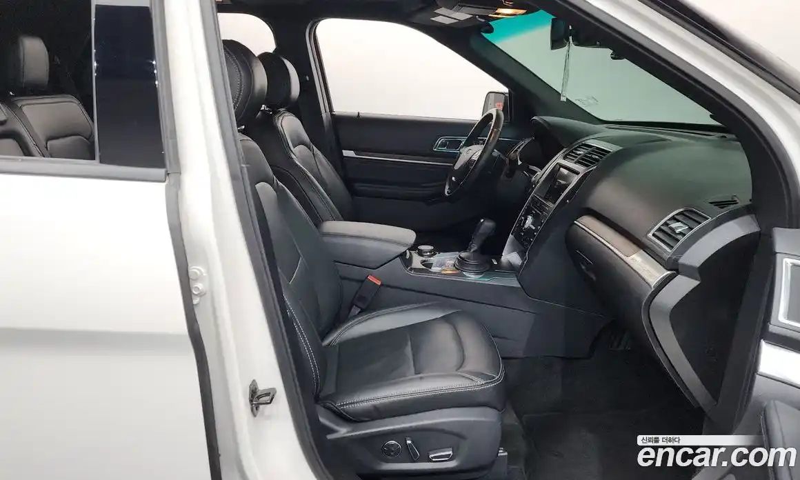 Ford Explorer 2017 2.3 гидро в Москве № 1696916, фото 11