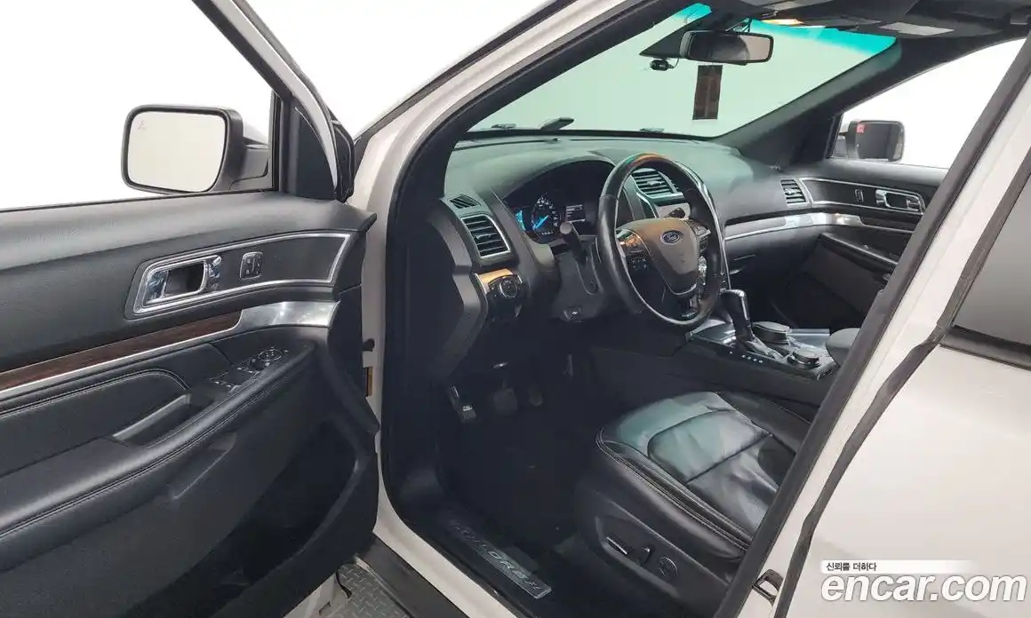 Ford Explorer 2017 2.3 гидро в Москве № 1696916, фото 10