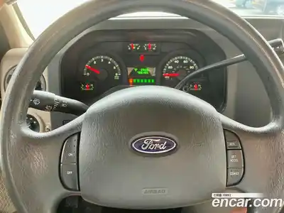 Ford E-Series 2010 6.8 гидро в Москве № 1698045, миниатюра 7