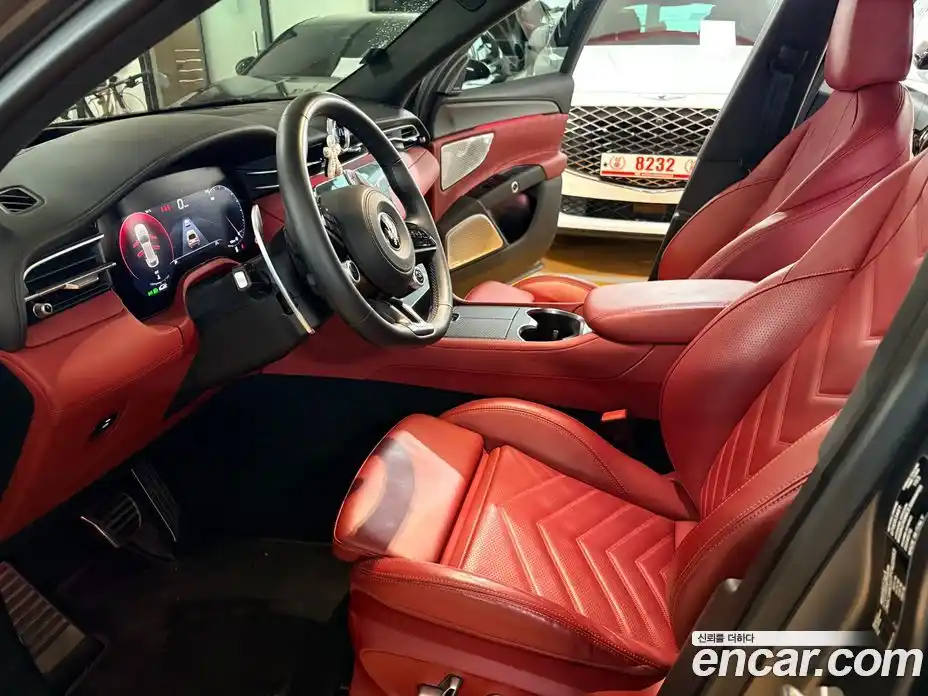 Maserati Grecale 2023 3.0 гидро, фото 10