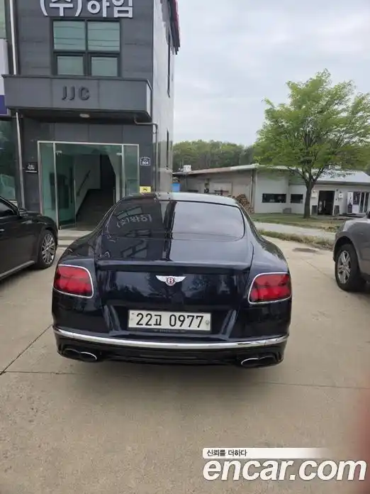Bentley Continental 2016 4.0 гидро, фото 3