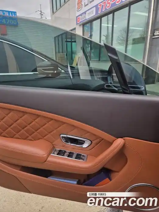 Bentley Continental 2016 4.0 гидро, фото 6