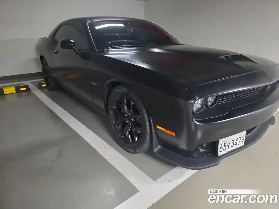 Dodge Challenger 2019 5.7 гидро в Москве № 1700240, фото 3