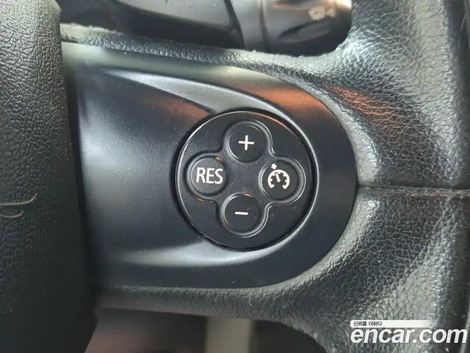 Mini Cooper Convertible 2014 1.6 гидро в Москве № 188625, фото 14