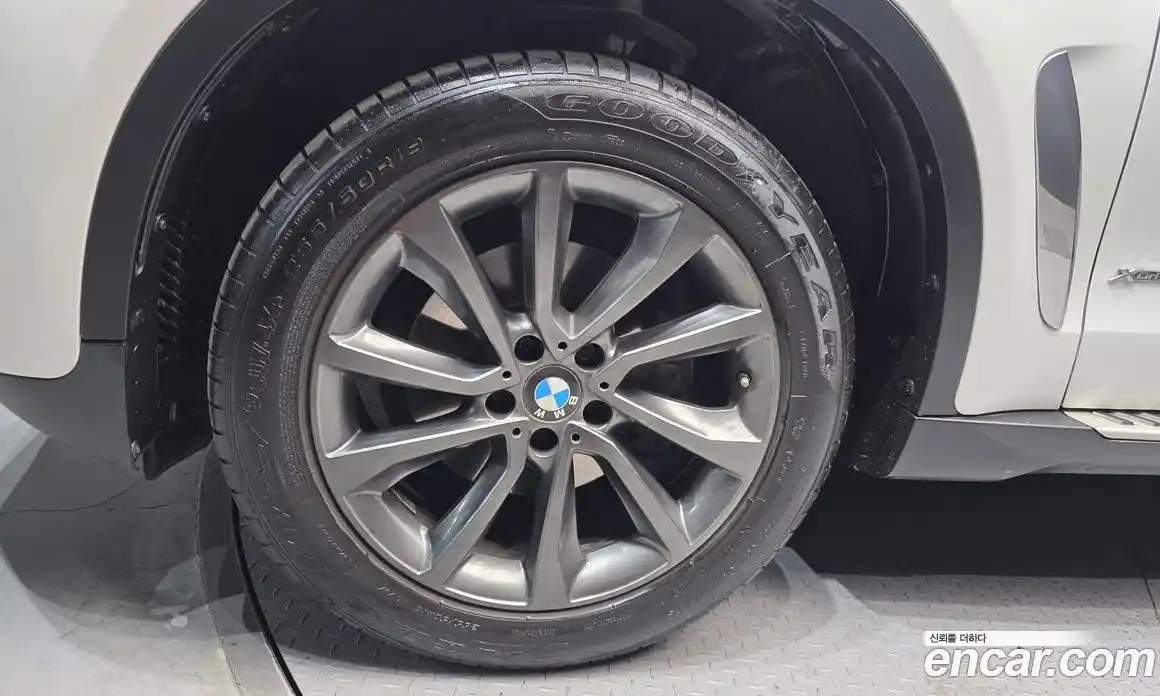 BMW X6 2017 3.0 гидро в Москве № 193126, фото 5
