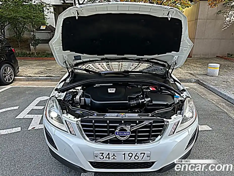 Volvo XC60 2012 2.4 гидро в Москве № 195106, фото 6