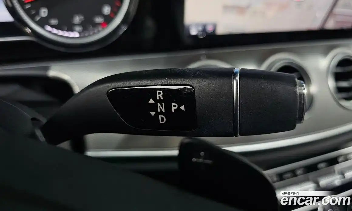 Mercedes-Benz E-Class 2017 2.0 гидро в Москве № 195624, фото 9